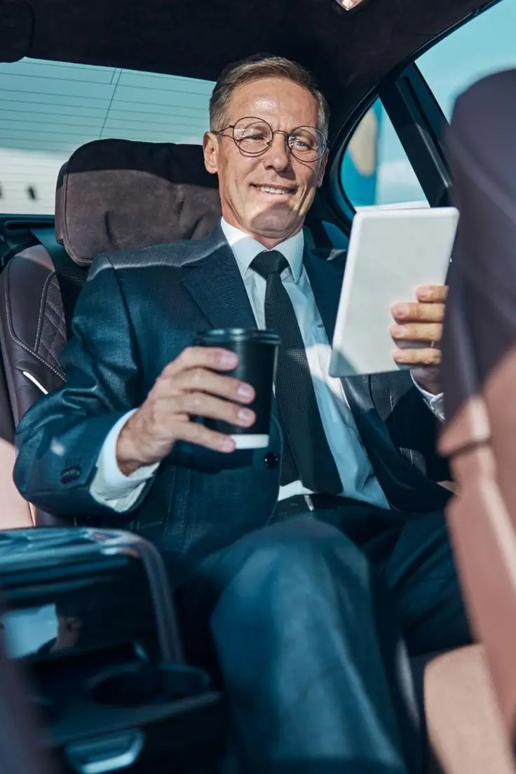 airport transfers near wakefield